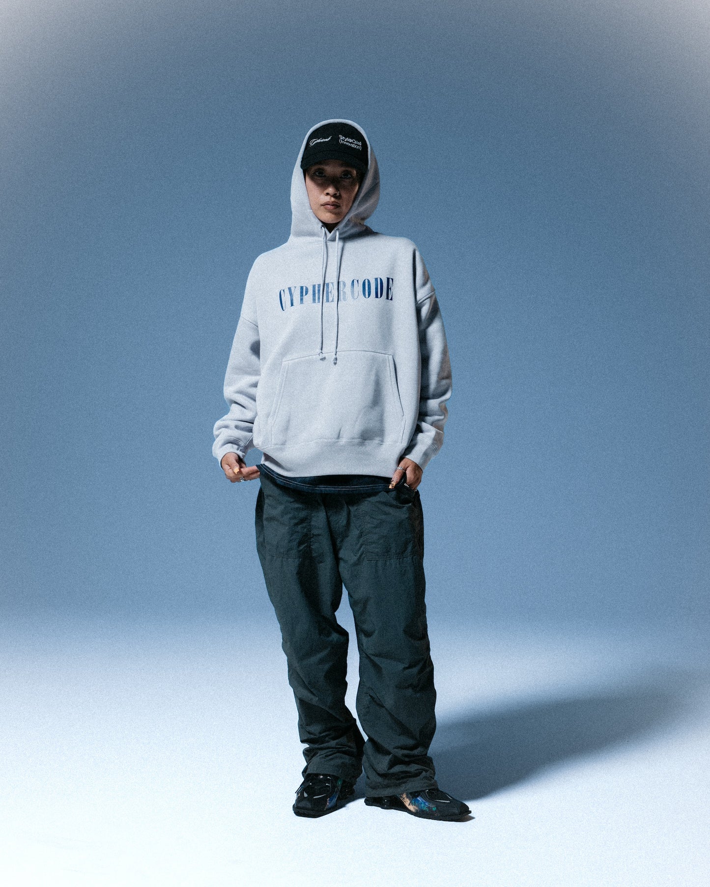 CLASSIC LOGO HOODIE