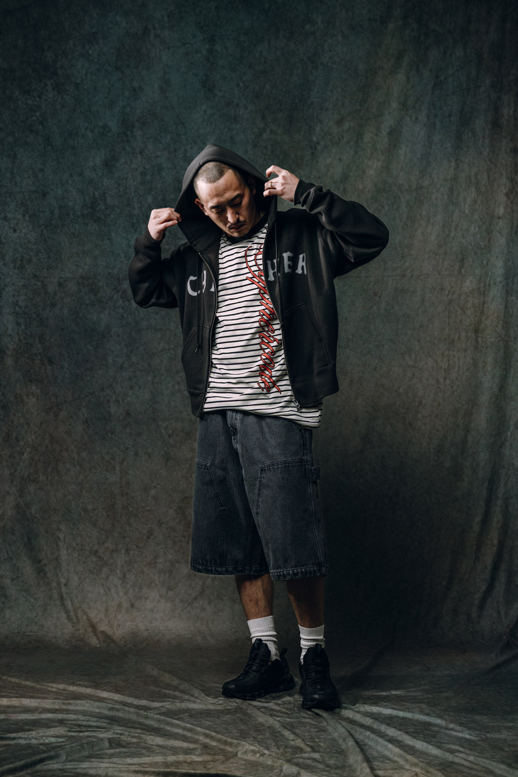 OLD E ZIP HOODIE