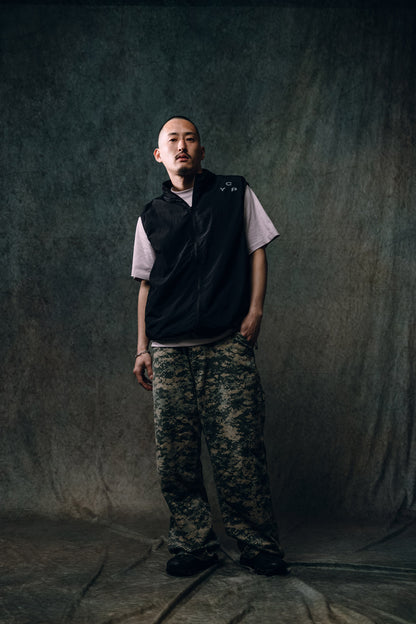 TRIANGLE NYLON VEST