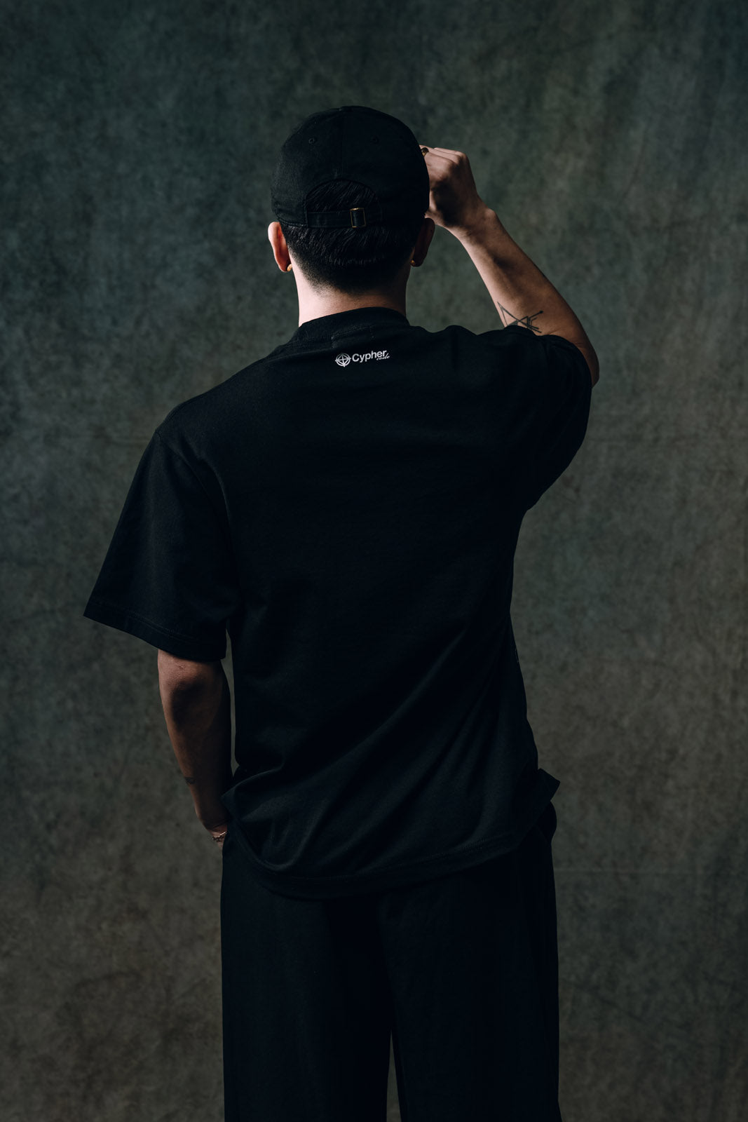 BIG ELEMENTS LOGO TEE