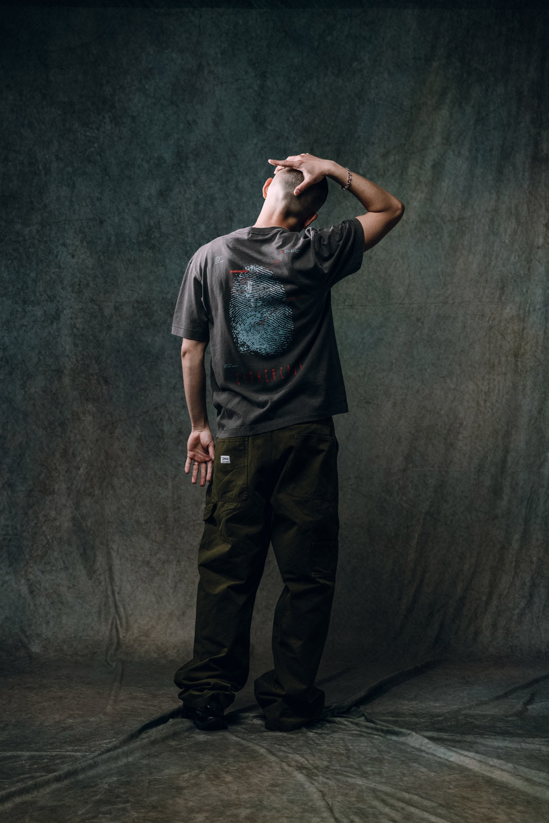 SIGNATURE ID TEE
