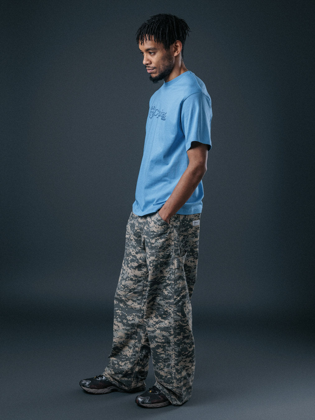 SHADOW ELEMENTS LOGO TEE