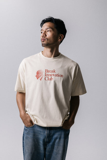 FOAMING SHAPE TEE