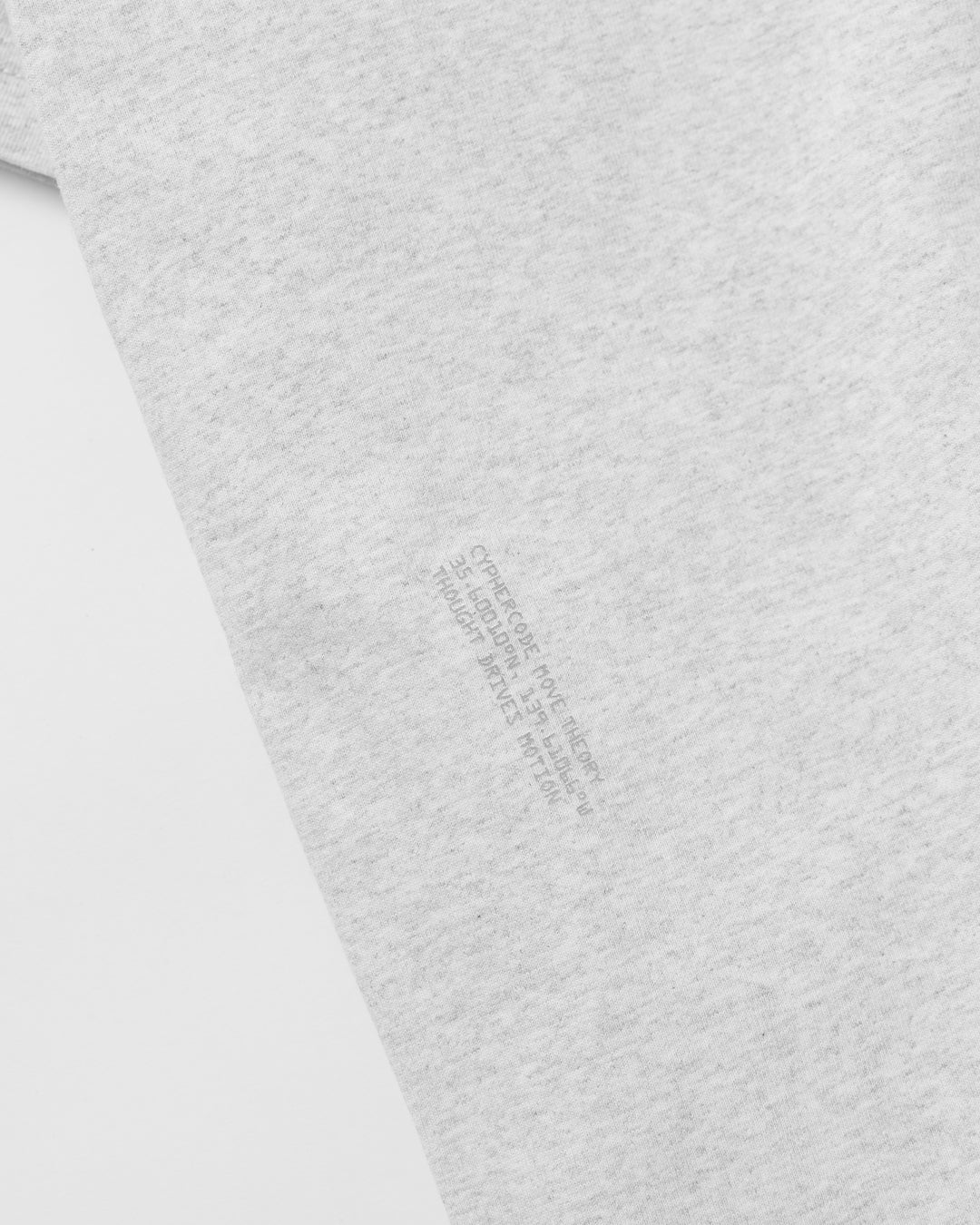 BIG SCRIPT TEE