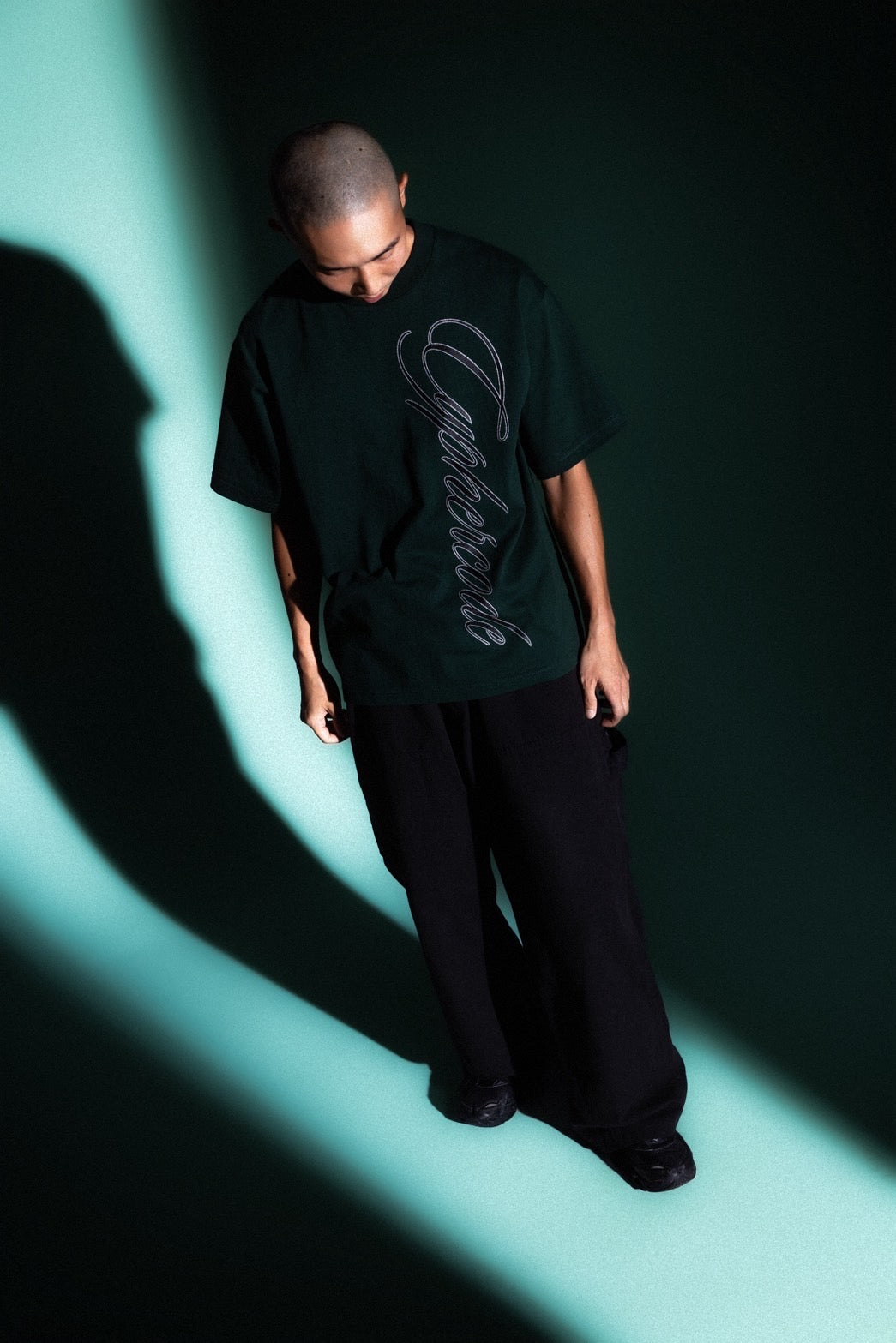 BIG SCRIPT TEE