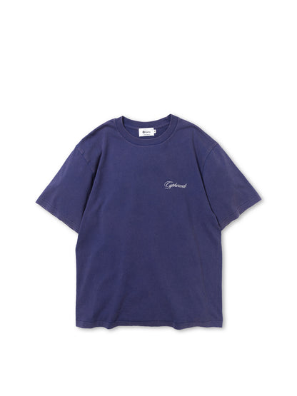 WIDE SCRIPT TEE